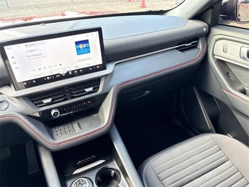 Certified 2025 Ford Explorer ST-Line w/ Premium Package image 15