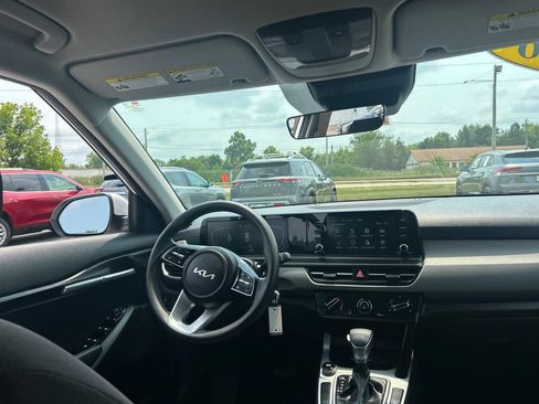 Used 2026 Kia Seltos LX FWD image 33