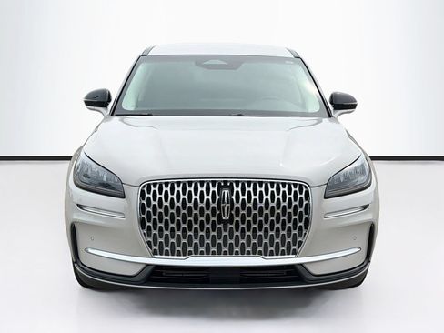 Used 2024 Lincoln Corsair AWD w/ Equipment Group 101A image 2