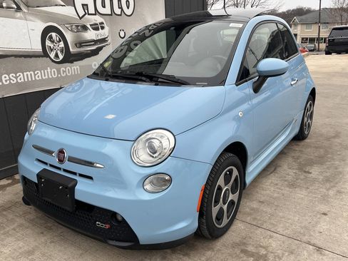 Used 2017 FIAT 500 e image 2