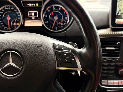 Used 2015 Mercedes-Benz G 63 AMG 4MATIC image 64