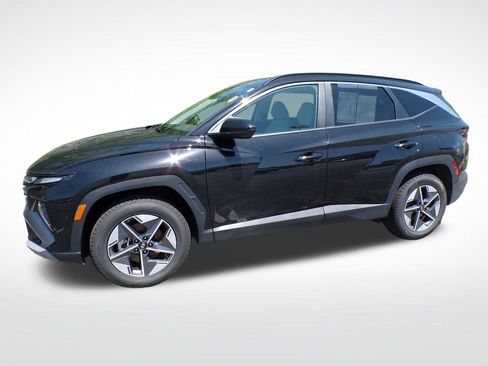 Certified 2025 Hyundai Tucson SEL AWD/4WD image 3