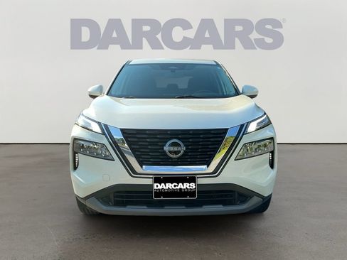 Used 2023 Nissan Rogue SV AWD/4WD image 2