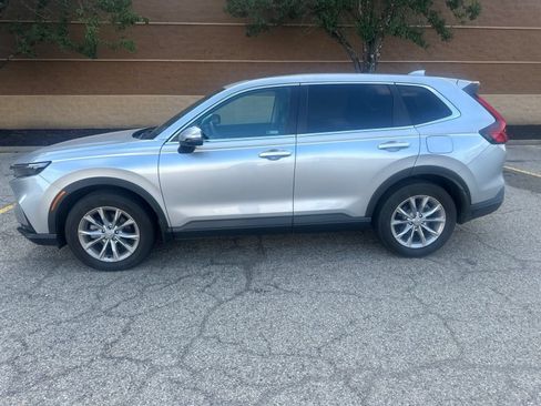 Used 2024 Honda CR-V EX image 30