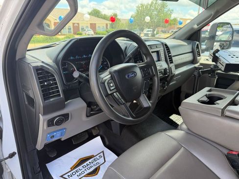 Used 2020 Ford F450 XL w/ Power Equipment Group RWD image 25