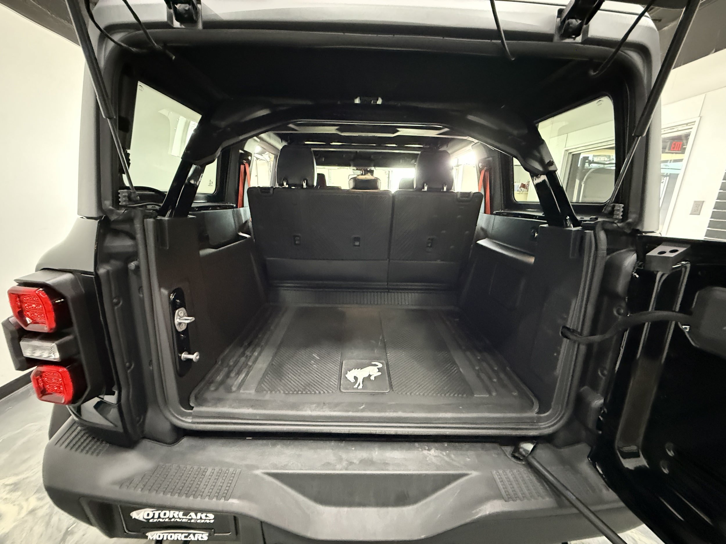 Used 2024 Ford Bronco Raptor w/ Interior Carbon Fibre Pack AWD/4WD image 9