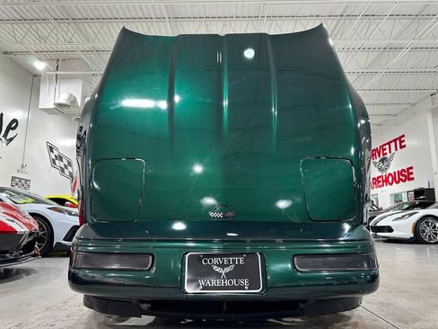 Used 1996 Chevrolet Corvette Coupe RWD image 23