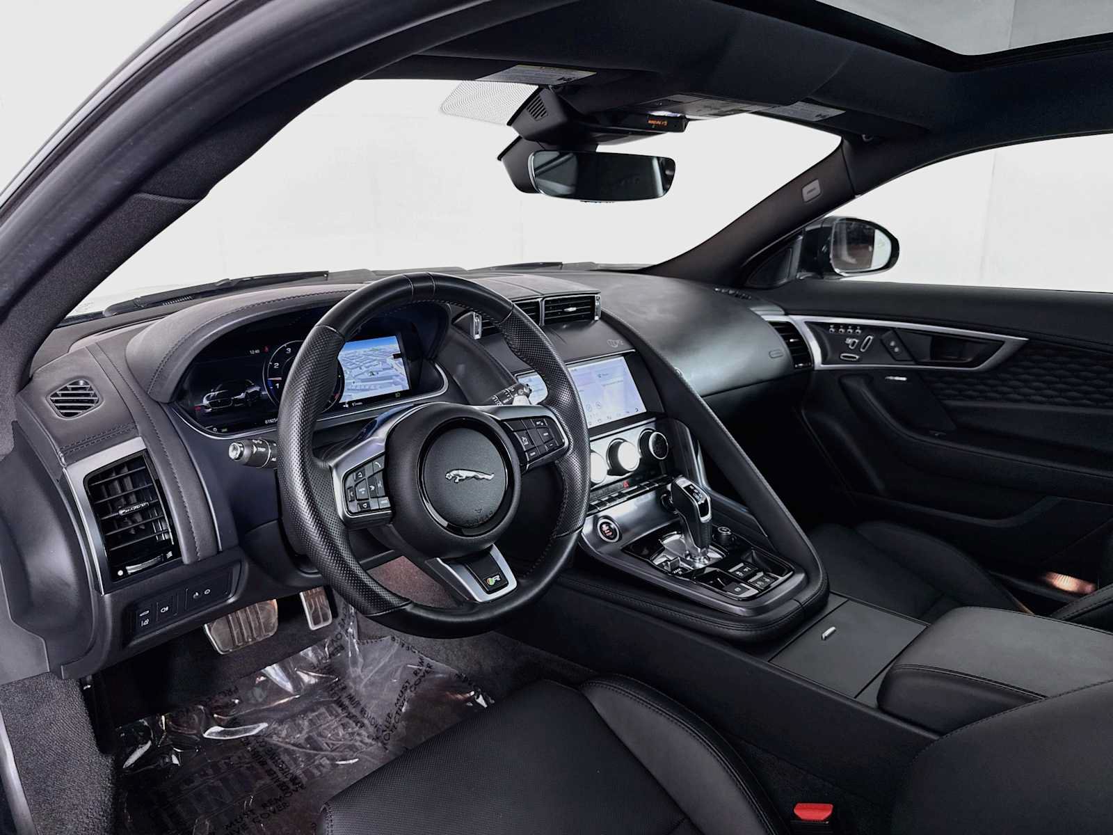 Used 2023 Jaguar F-TYPE R AWD/4WD image 9