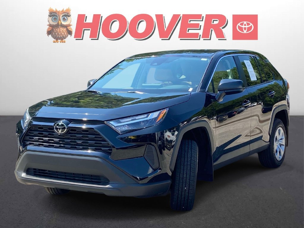 Used 2025 Toyota RAV4 LE FWD image 5