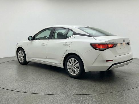 Used 2025 Nissan Sentra S image 6