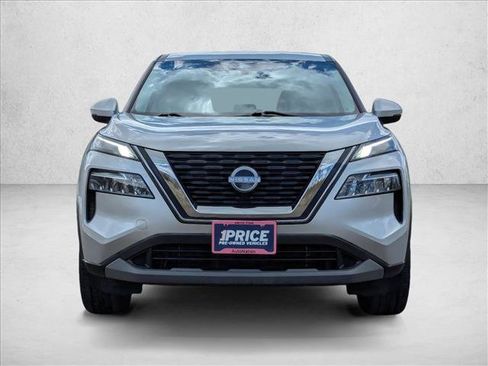 Used 2022 Nissan Rogue SV AWD/4WD image 2