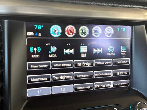 Used 2019 GMC Acadia Denali w/ Technology Package FWD image 18