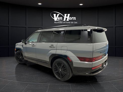 Used 2024 Hyundai Santa Fe Calligraphy AWD/4WD image 5