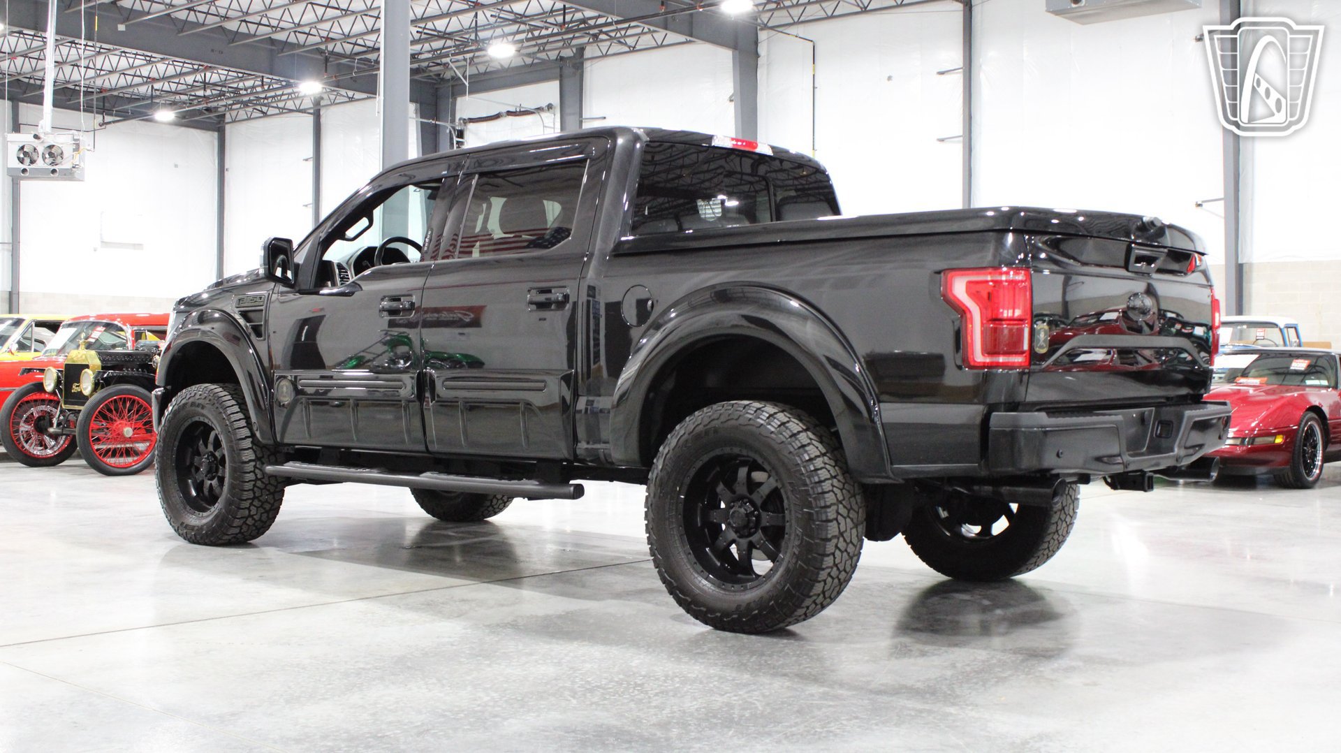 Used 2015 Ford F150 Lariat w/ Equipment Group 502A Luxury AWD/4WD image 12