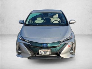 Used 2017 Toyota Prius Prime Advanced video 2