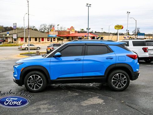 Used 2024 Chevrolet TrailBlazer LT image 4