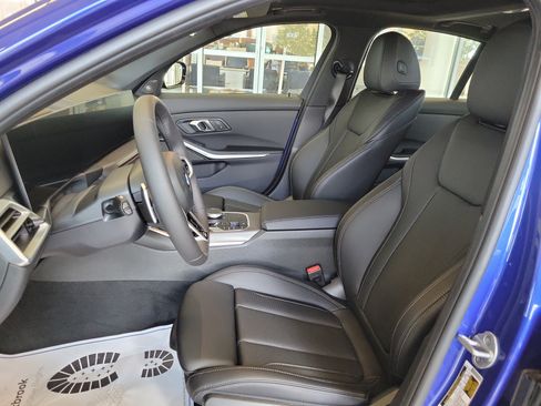 New 2026 BMW 330i xDrive Sedan w/ M Sport Package image 4