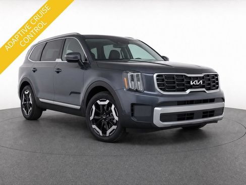 Certified 2023 Kia Telluride S FWD image 2