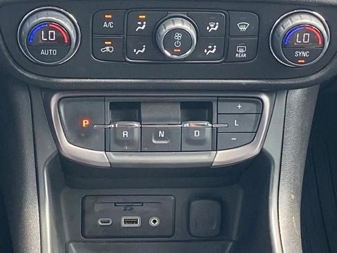 Used 2022 GMC Terrain AT4 w/ Infotainment Package II AWD/4WD image 12