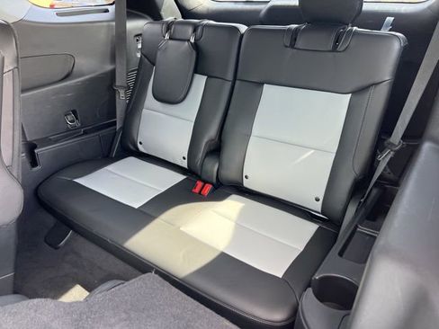 Certified 2022 Ford Explorer XLT w/ Equipment Group 202A image 23