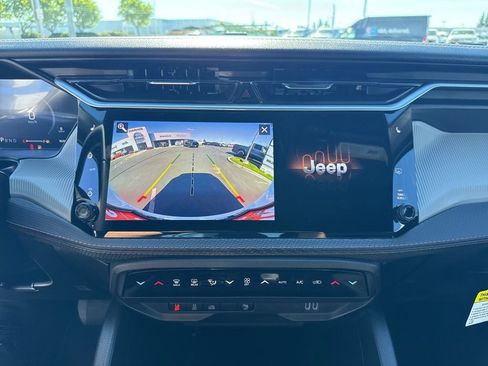 New 2026 Jeep Cherokee Limited image 26