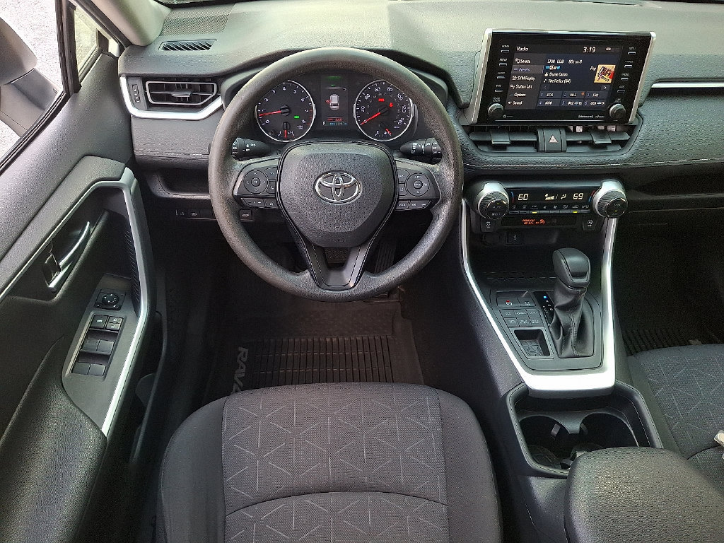 Used 2020 Toyota RAV4 XLE w/ Convenience Package AWD/4WD image 12