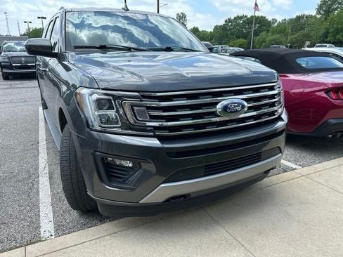 Used 2021 Ford Expedition Max XLT AWD/4WD image 2