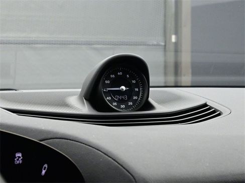 Used 2023 Porsche Taycan w/ Premium Package image 11