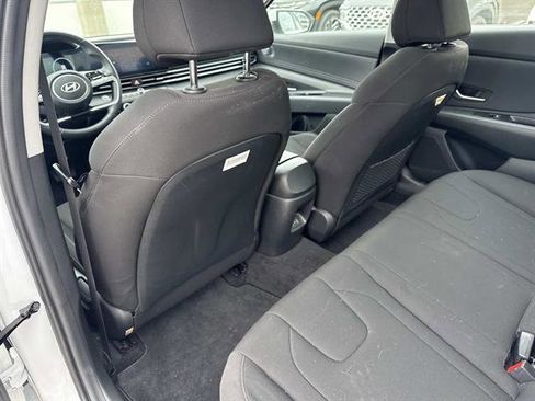 Used 2024 Hyundai Elantra SEL w/ Convenience Package FWD image 12