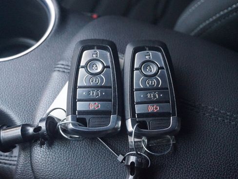 Used 2022 Ford Mustang Mach 1 image 38