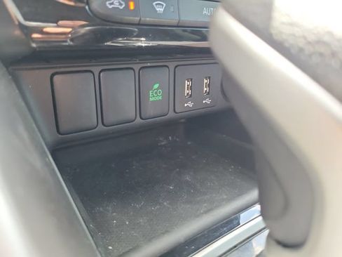 Used 2023 Mitsubishi Eclipse Cross LE AWD/4WD image 22