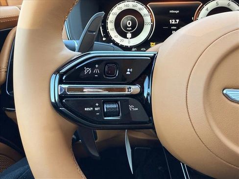 New 2026 Aston Martin DBX 707 image 17