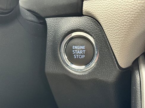 Certified 2022 Toyota RAV4 XLE image 27