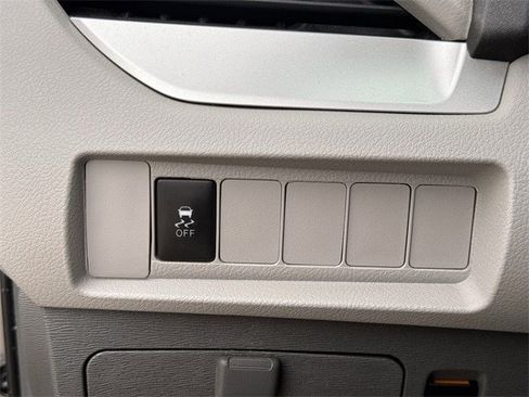 Used 2019 Toyota Sienna LE image 21