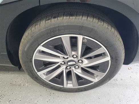 New 2026 Cadillac Vistiq Sport w/ LPO, Floor Liner Package image 31