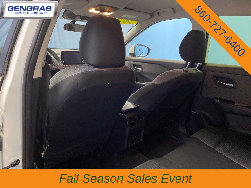 Used 2023 Nissan Rogue SV AWD/4WD image 26