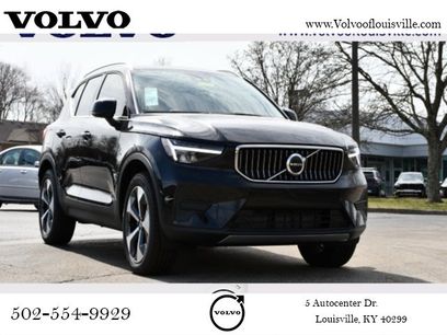 New 2025 Volvo XC40 B5 Core w/ Protection Package Premier