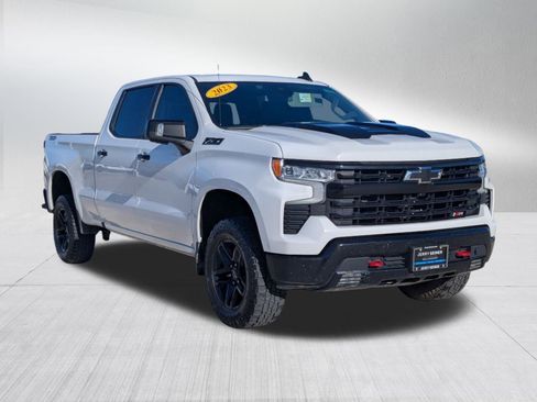 Used 2023 Chevrolet Silverado 1500 LT Trail Boss w/ LT Trail Boss Premium Package image 7