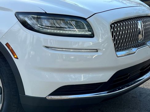 Used 2023 Lincoln Nautilus Reserve image 10