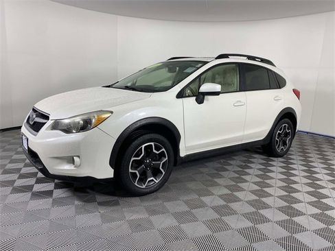 Used 2015 Subaru Crosstrek 2.0i Premium w/ Moonroof Package image 4