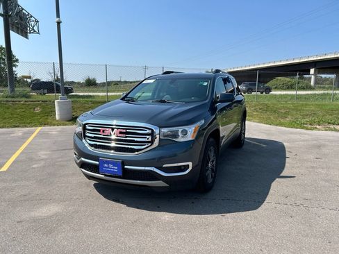 Used 2019 GMC Acadia SLT w/ LPO, Floor Liner Package AWD/4WD image 30