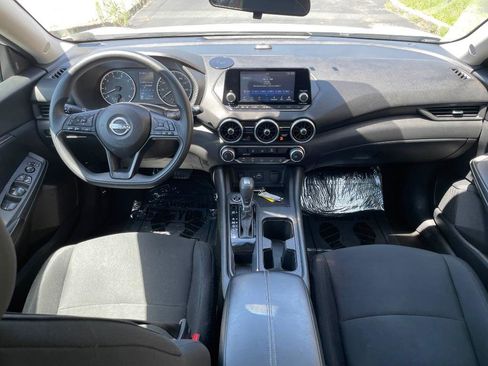 Used 2024 Nissan Sentra S FWD image 3