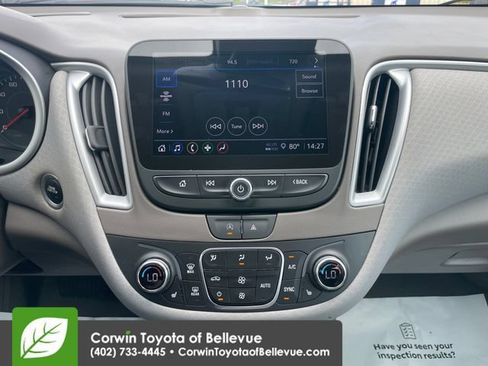 Used 2024 Chevrolet Malibu LT FWD image 12