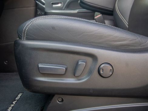 Used 2017 Toyota Sienna SE w/ SE Preferred Package image 14