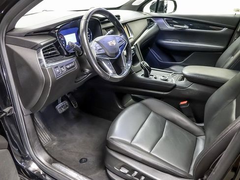 Used 2020 Cadillac XT5 Premium Luxury image 10