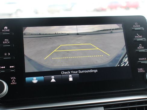 Used 2021 Honda Accord Sport image 27