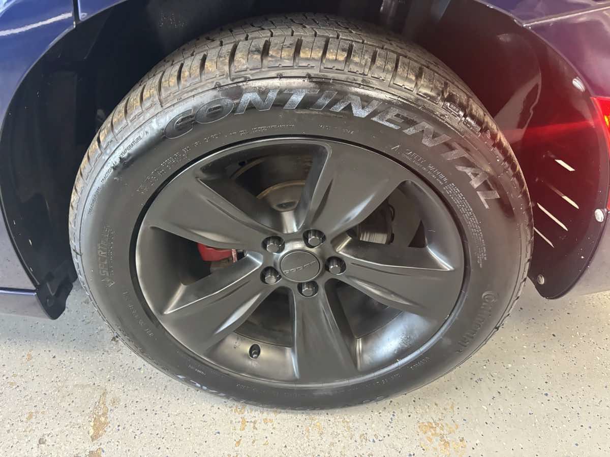 Used 2015 Dodge Charger SE w/ Sport Appearance Group RWD image 24