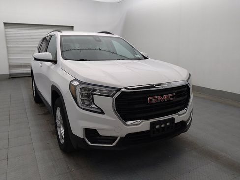 Used 2024 GMC Terrain SLE w/ Driver Convenience Package image 13