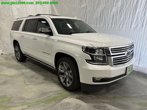 Used 2018 Chevrolet Suburban Premier AWD/4WD image 2