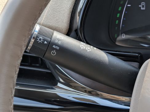 Used 2014 Cadillac ELR FWD image 28